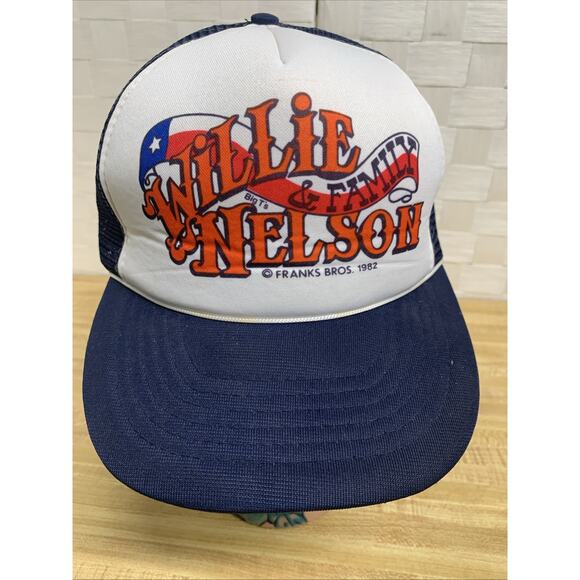 Texas Tops Other - Vintage Willie Nelson & Family 1982 Adjustable Tour Hat Texas Tops Trucker Hat